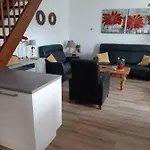 度假居 Vroeleneind *