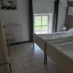 Vroeleneind 度假居 *