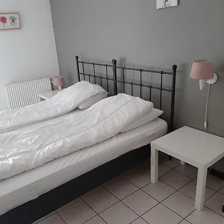 Vroeleneind Semesterbostad