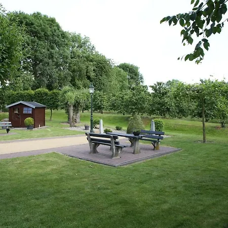 Vroeleneind Semesterbostad *